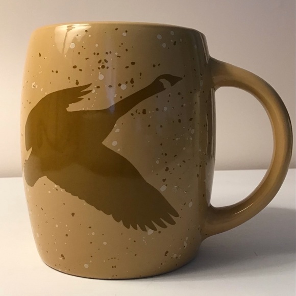 TIM HORTONS 2016 COLLECTIBLE MUGS - Picture 3 of 12